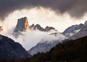 Acción de protesta por la deficiente gestión del Parque Nacional de Picos de Europa
