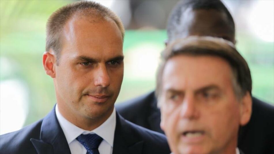 Hijo de Bolsonaro sugiere planes para sancionar a Venezuela y Cuba