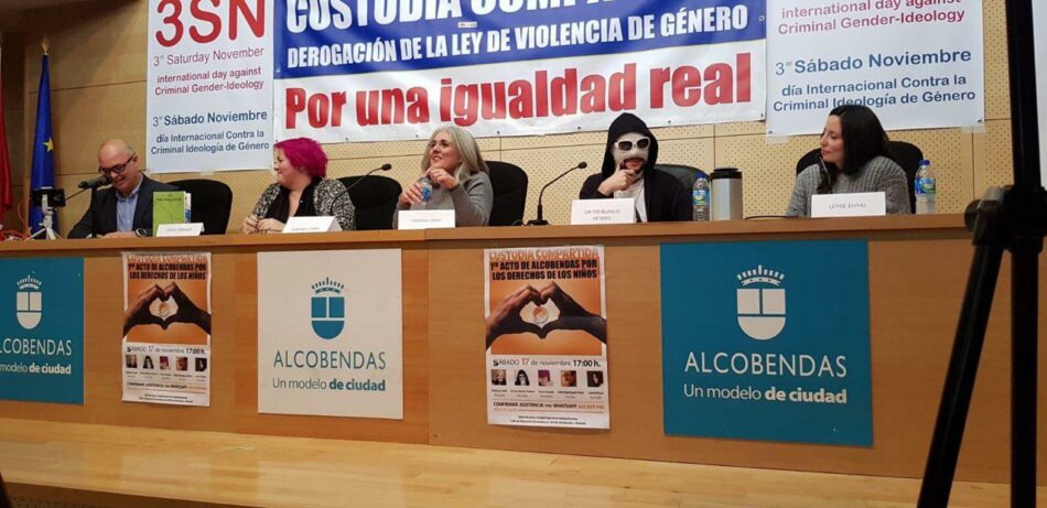 Podemos Alcobendas denuncia que el Ayuntamiento permite un acto organizado por la Asociación Clases Medias en el que piden “la Derogación de la Ley de la Violencia de Género”