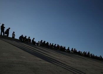 México deportará a migrantes que intentaron cruzar a EE.UU.