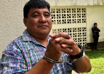 El líder indígena Bernardo Caal podría ser condenado a 14 años de cárcel por defender un río en Guatemala