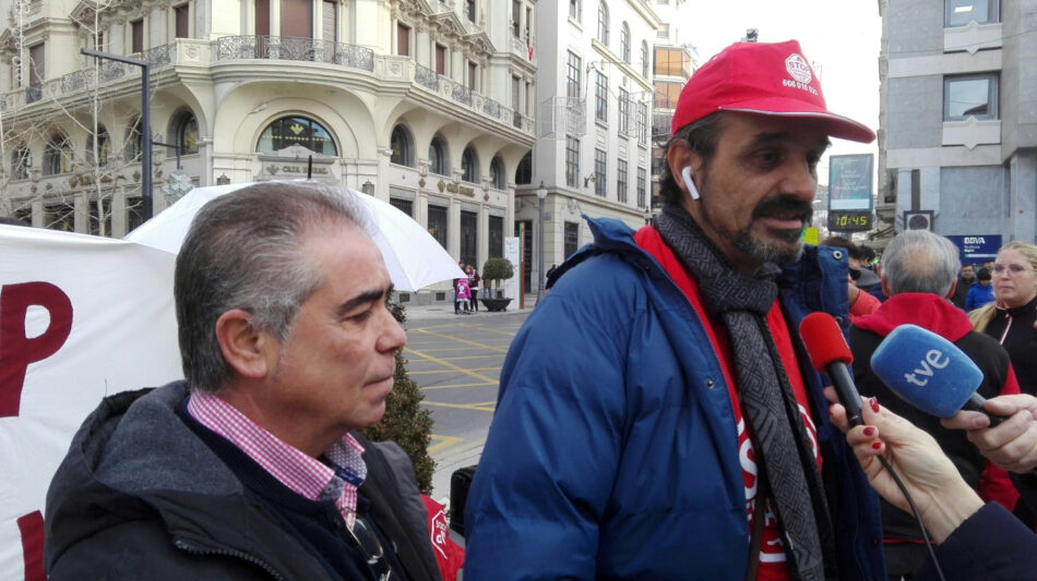 Stop Desahucios 15M Granada: «las entidades bancarias regalan desahucios por Navidad»