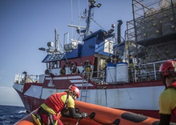 ACNUR pide solución urgente para el pesquero Nuestra Señora de Loreto sin retorno forzoso a Libia