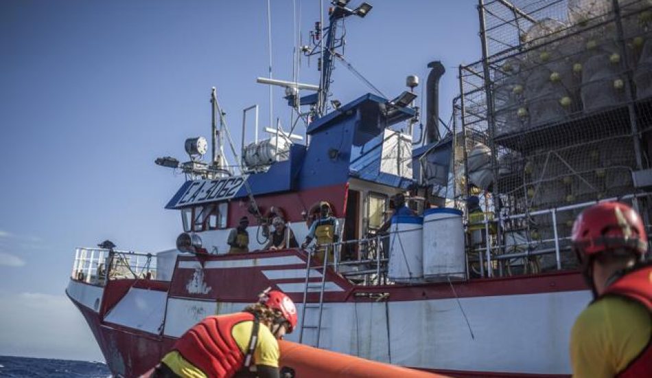 ACNUR pide solución urgente para el pesquero Nuestra Señora de Loreto sin retorno forzoso a Libia