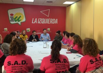 IU Sevilla lamenta que el alcalde Espadas dé la espalda a las  trabajadoras de Ayuda a Domicilio