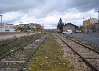 Compromís critica el modelo ferroviario del Gobierno Central y lamenta las últimas respuestas sobre el tren de la plata