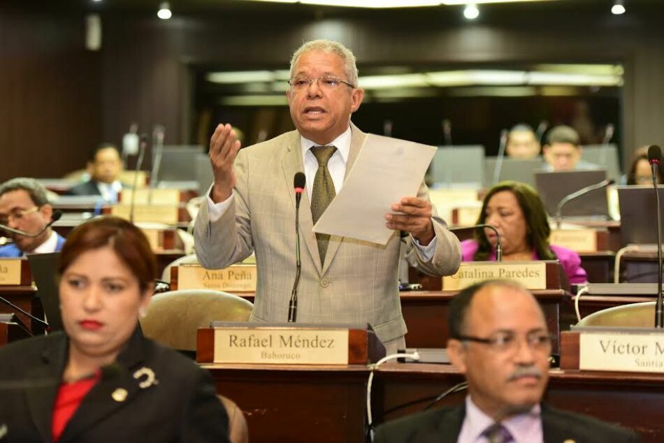 Diputado Rafael Méndez: “Debemos estar atentos ante pretensiones de desestabilización en América Latina”