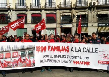 Los trabajadores de Vodafone se manifiestan en Madrid contra el ERE