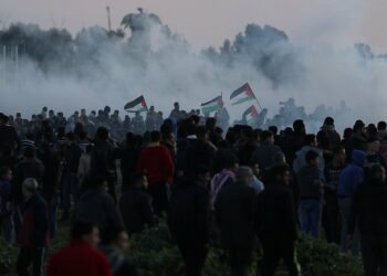 Al menos un joven muerto tras represión israelí en Gaza