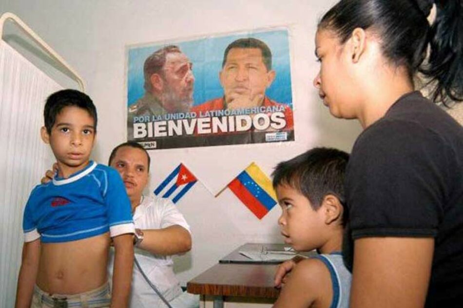 Labor de médicos cubanos en el guion de agresiones contra Venezuela