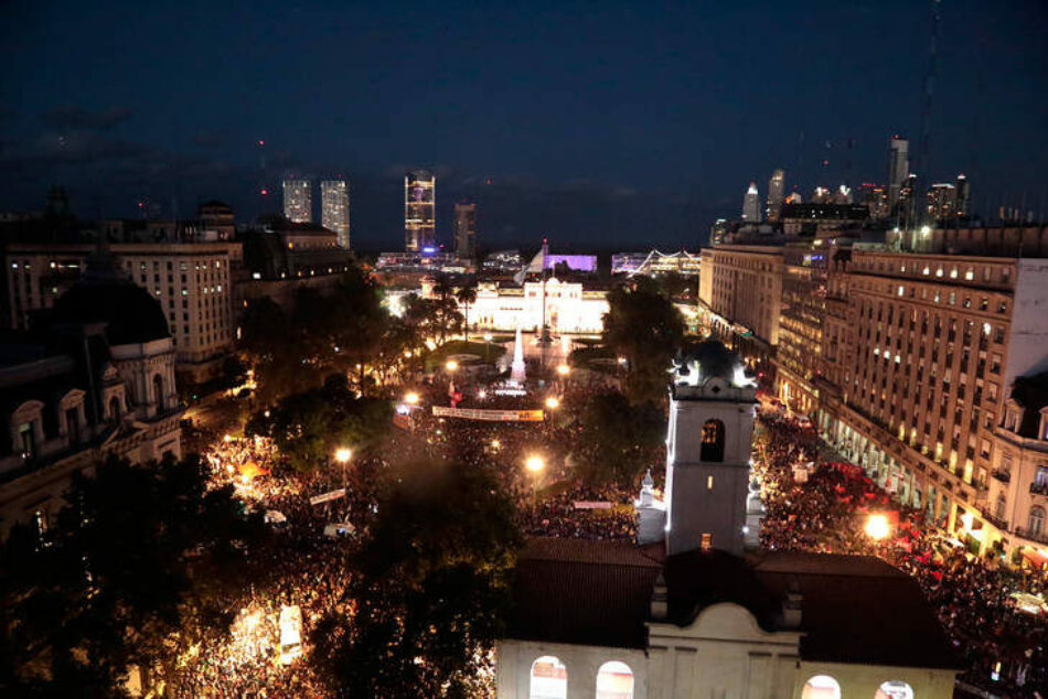 El 8M en el mundo: Argentina marcha contra la violencia patriarcal