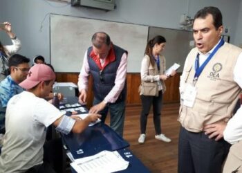 Comienzan a emitir resultados de las elecciones en Ecuador: Avanza escrutinio nacional