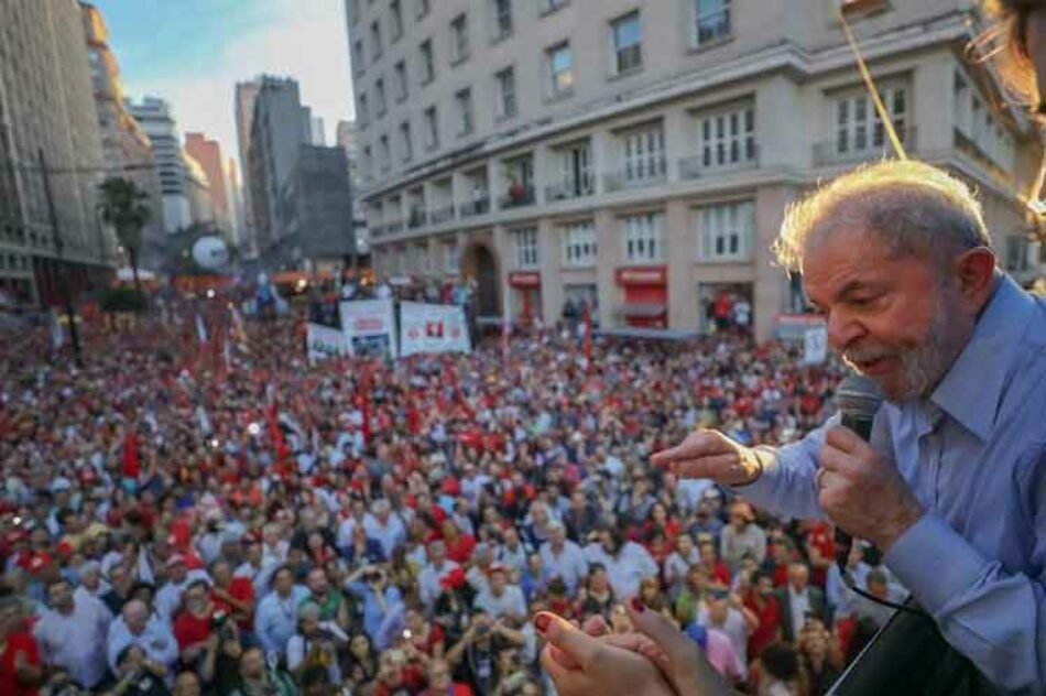 Lula considera momento para enfrentar a extrema derecha en calles