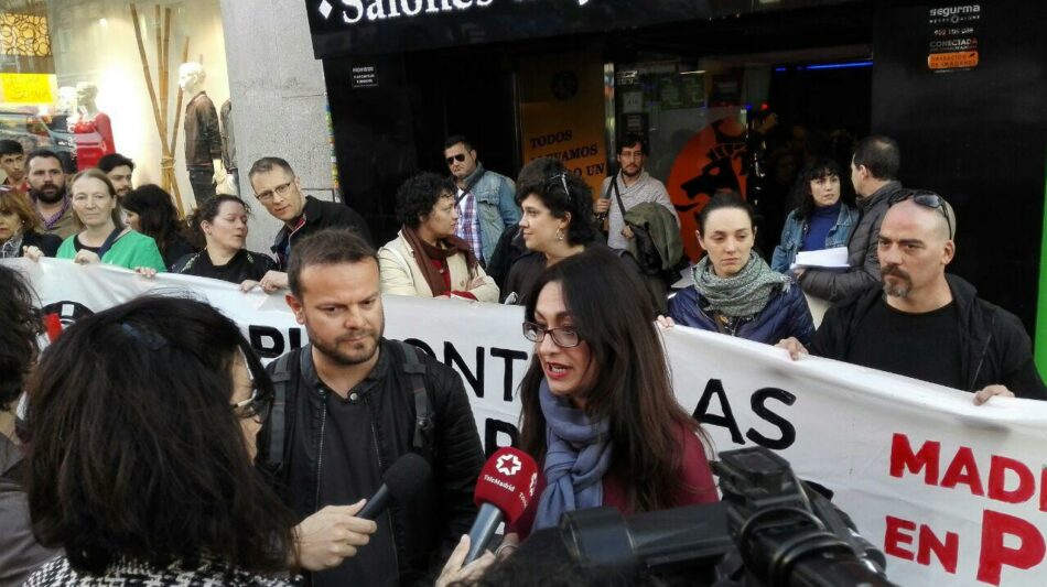 Madrid en Pie protesta contra las casas de apuestas en Vallecas