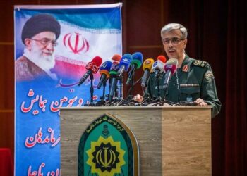 ‘Crudo de otros pasará por estrecho de Ormuz si pasa el de Irán’