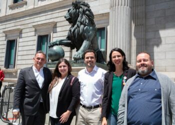 Izquierda Unida tendrá un papel destacado en el Grupo Parlamentario Confederal de Unidas Podemos-En Comú Podem-Galicia en Común constituido hoy formalmente