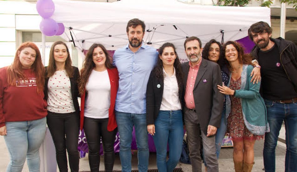 Eva Solla e Vanessa Angustia arroupan a candidatura de Podemos-EU Son En Común en Pontevedra para poñer en práctica medidas sociais por e para a cidadanía