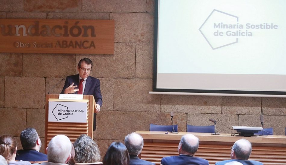 Un alto cargo del PP investigado por prevaricación ambiental es invitado por la Cámara Oficial Minera de Galicia para clausurar una jornada sobre minería sostenible