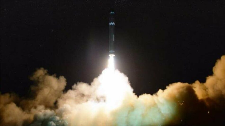 ‘Corea del Norte dispara misiles que volaron 430 kilómetros’