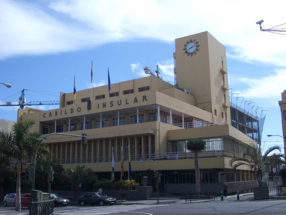 Los familiares del fusilado Francisco González Santana anuncian acciones judiciales contra el Cabildo y Ayuntamiento de las Palmas por utilización de su nombre sin autorización