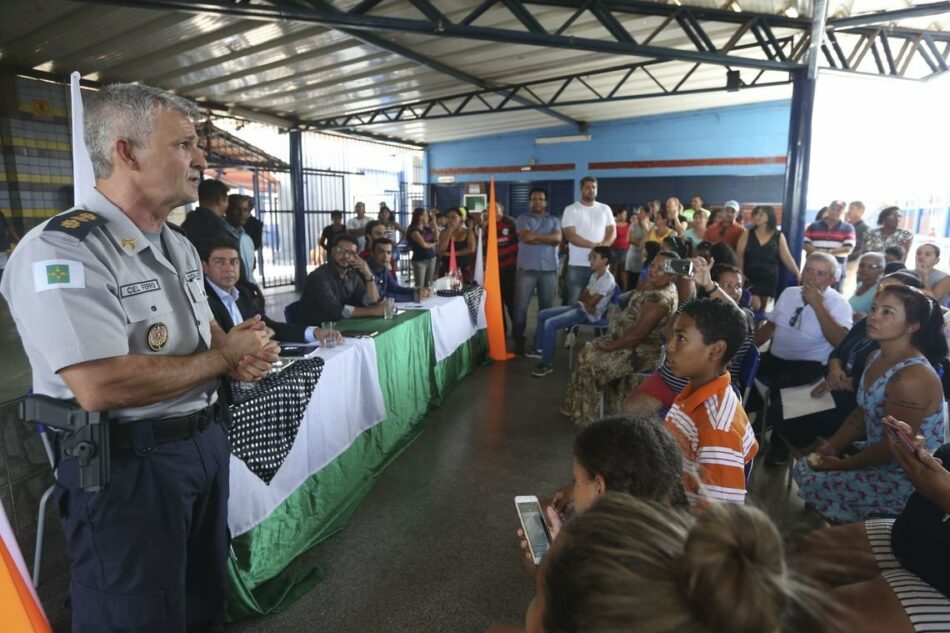 Brasil. El Gobierno quiere abrir 108 escuelas cívico-militares para niños