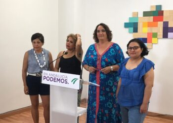 Podemos Andalucía dona 5.000 euros del excedente salarial de sus diputados a la Asociación de Empleadas del Hogar de Sevilla