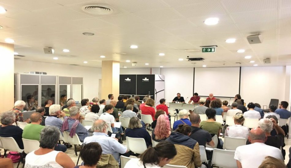 Continúan en Francia conferencias y talleres de contra-cumbre del G-7