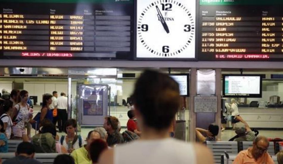 Huelga en RENFE: «el decretazo de los Servicios Mínimos impide el derecho fundamental a la huelga de miles de trabajadores»