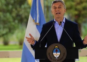 Macri trata de recuperar posiciones en Argentina con la supresión del IVA en productos básicos