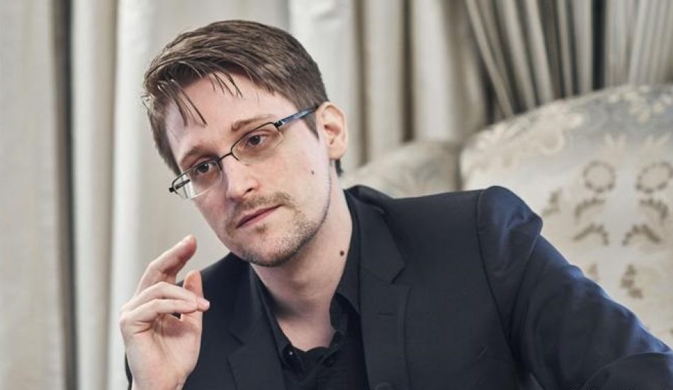 Las autoridades de Estados Unidos anuncian una querella contra Edward Snowden
