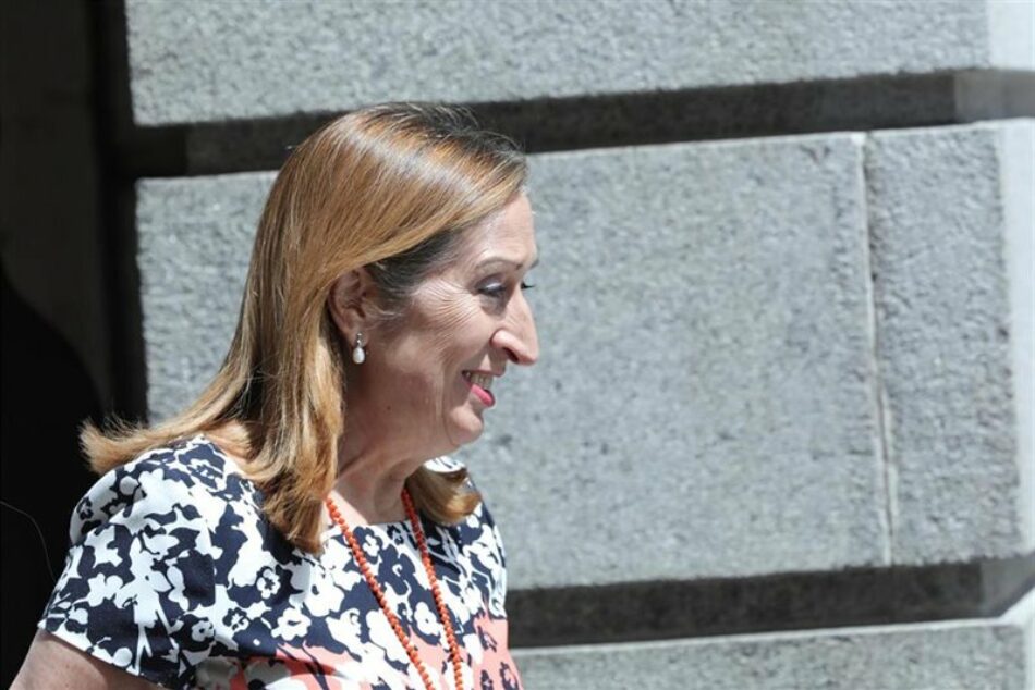 Ana Pastor, numero dos por Madrid: «La ofensa continúa para las víctimas y familiares del Alvia»