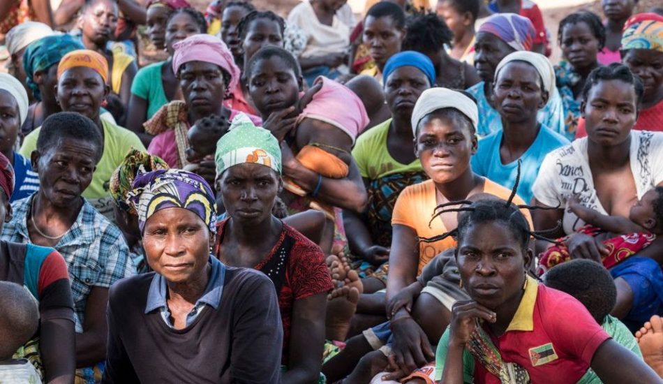 Miles de desplazados por la violencia enturbian las elecciones generales en el norte de Mozambique