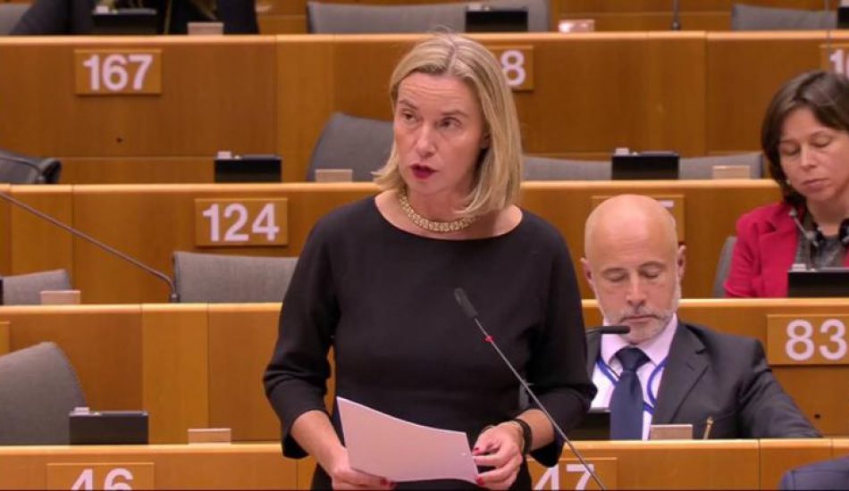 IU solicita por carta a Mogherini que “garantice la seguridad de los parlamentarios del MAS” perseguidos tras el golpe de Estado en Bolivia