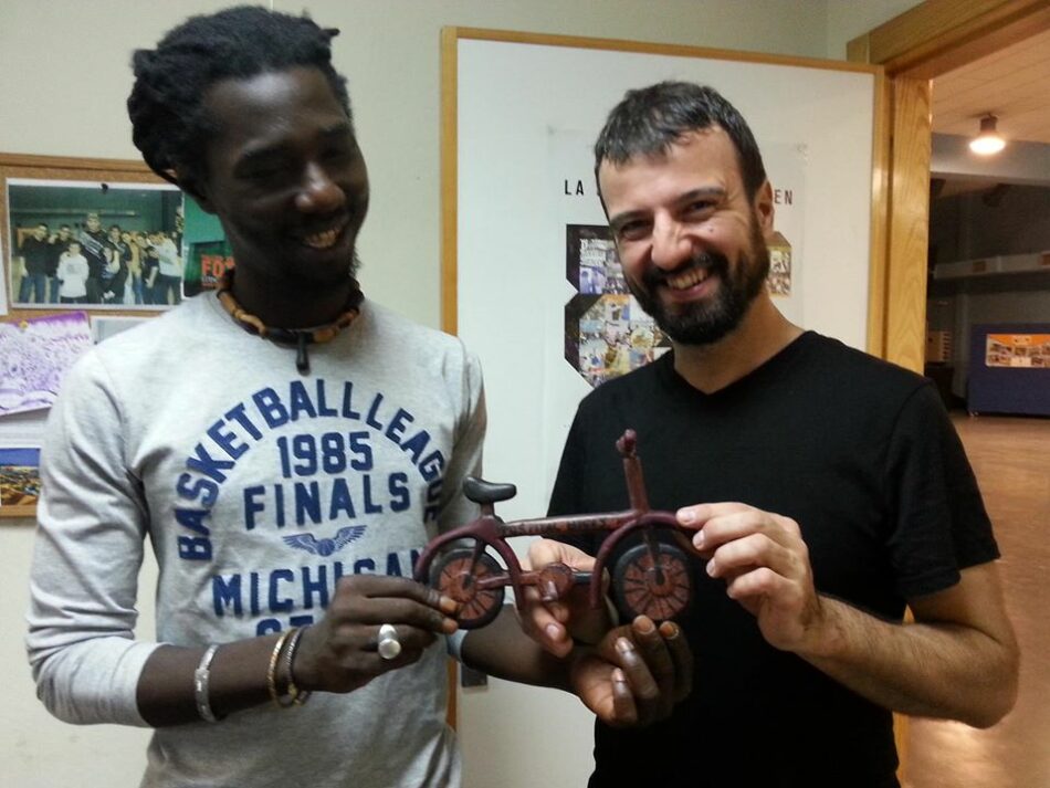 Una aventura solidaria une Murcia con Senegal en bicicleta