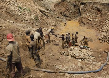 Una avalancha en una mina de oro en RDC deja 30 fallecidos