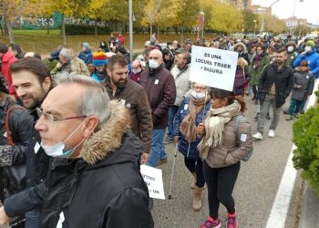 La FRAVM solicita la suspensión inmediata del traslado de los residuos del Henares a Valdemingómez ante la negativa del Ayuntamiento a facilitar la documentación que lo ampara