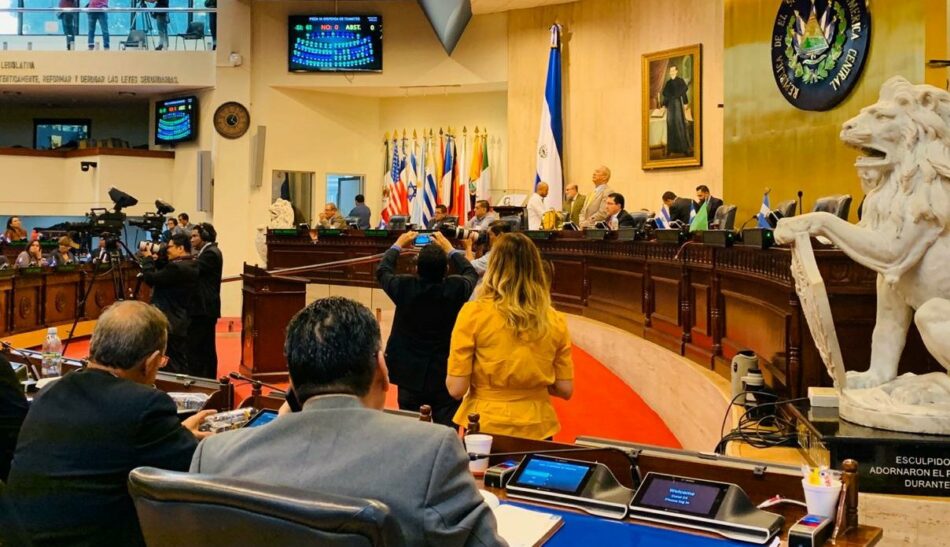 Bukele fracasa en sus presiones a la Asamblea de El Salvador para aprobar el préstamo para seguridad