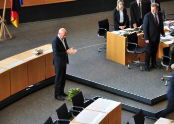 Die Linke gana las elecciones en Turingia (Alemania) pero AfD y CDU suman sus votos para elegir al liberal Kemmerich