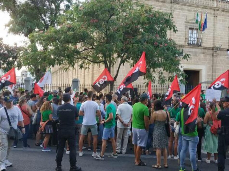 CGT denunciará a todas las directivas que obliguen a la plantilla a asistir a los centros educativos