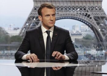 La Francia neoliberal de Macron se suma al confinamiento frente al Covid-19, y va más allá en medidas de protección económica y social