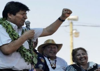 Evo Morales denuncia acciones del Gobierno de facto contra empresas