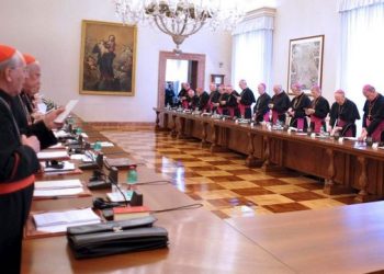 El PCE y las Juventudes Comunistas en Castilla y León reclaman el cobro de impuestos a propiedades de la iglesia no destinadas a práctica religiosa