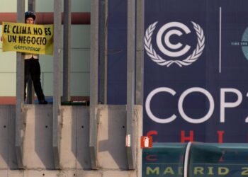 Greenpeace exige que el traslado de la COP a 2021 no implique la inacción ante la emergencia climática, más urgente que nunca