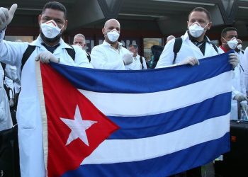 La chispa de las brigadas médicas cubanas