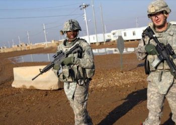 Tropas de EEUU en Bagdad; blancos de nuevo ataque con cohetes
