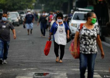 Doble emergencia en El Salvador
