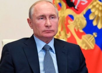 Putin deja abierta posibilidad de postularse de nuevo al cargo de presidente