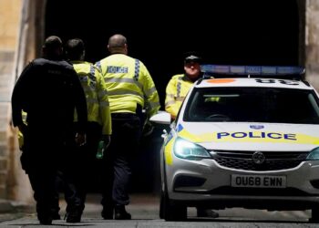 Las autoridades británicas identifican como terrorismo un asesinato múltiple con arma blanca en Reading