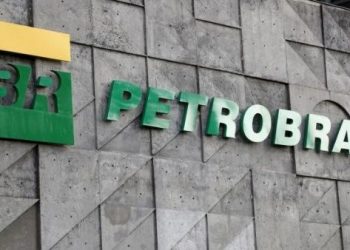 Encuesta revela rechazo del 57% a la privatización de Petrobras en Brasil