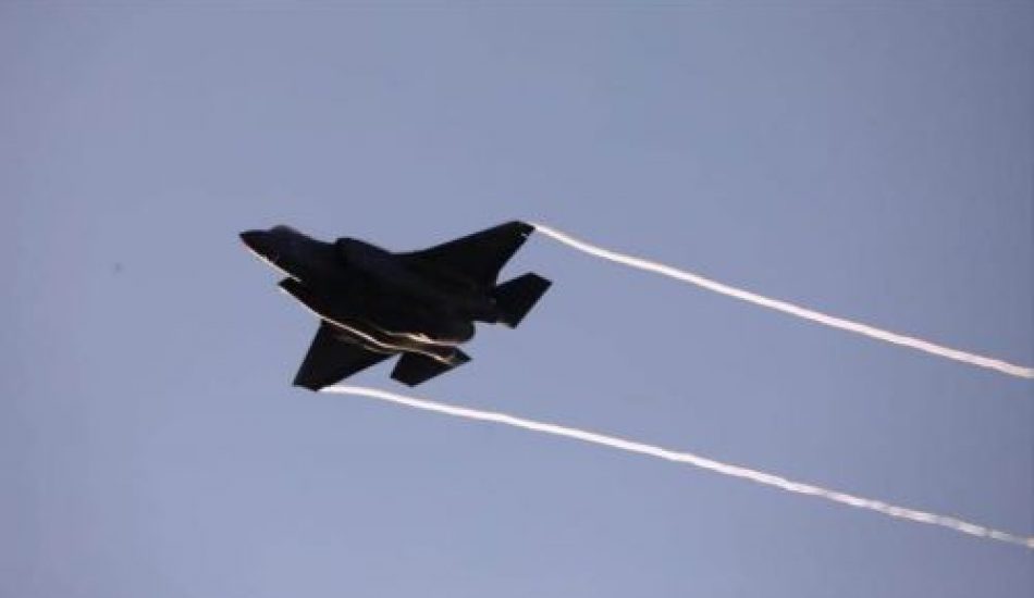 Una veintena de aviones de reconocimiento israelíes violan el espacio aéreo libanés